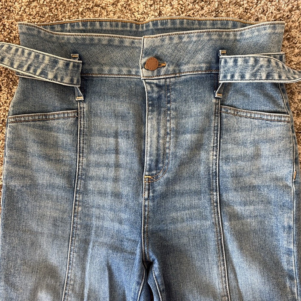 Alice + Olivia Light Blue Ankle Jeans - Picture 3 of 11